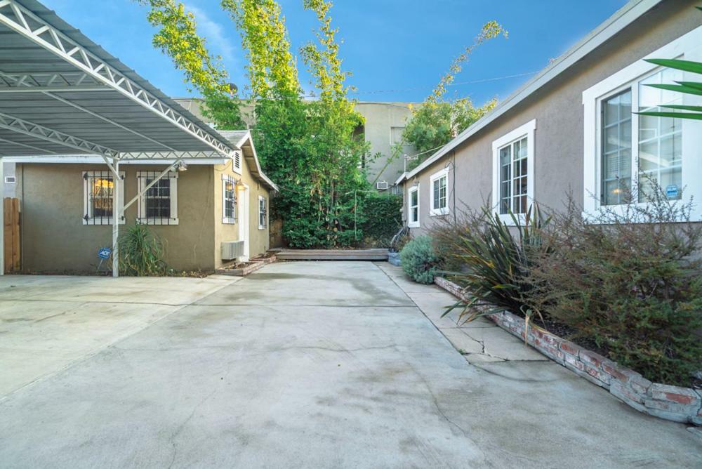 Ferienwohnung Stylish 2 Bed & 2 Bath At The Heart Of Hollywood With Free Parking - One Car Only Los Angeles Exterior foto