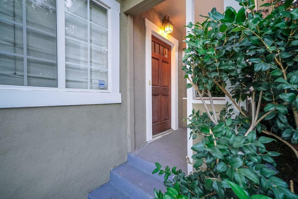 Ferienwohnung Stylish 2 Bed & 2 Bath At The Heart Of Hollywood With Free Parking - One Car Only Los Angeles Exterior foto